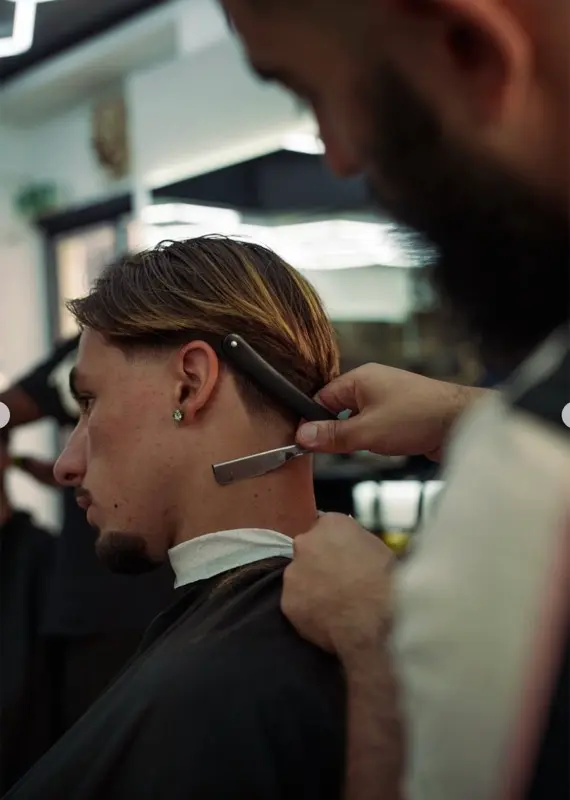 Coupe & traçage barbe